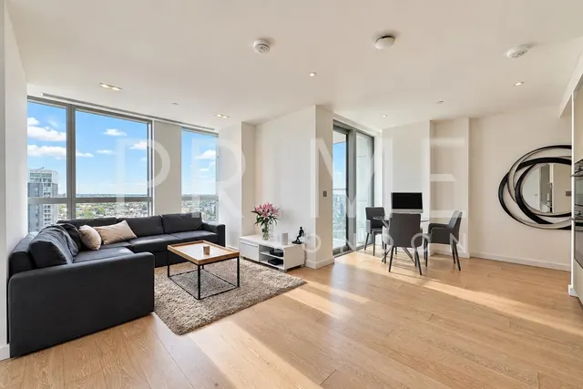 City Road, London, EC1V, photo 1