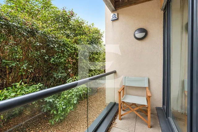 Peacock Close, Mill Hill, NW7, photo 3