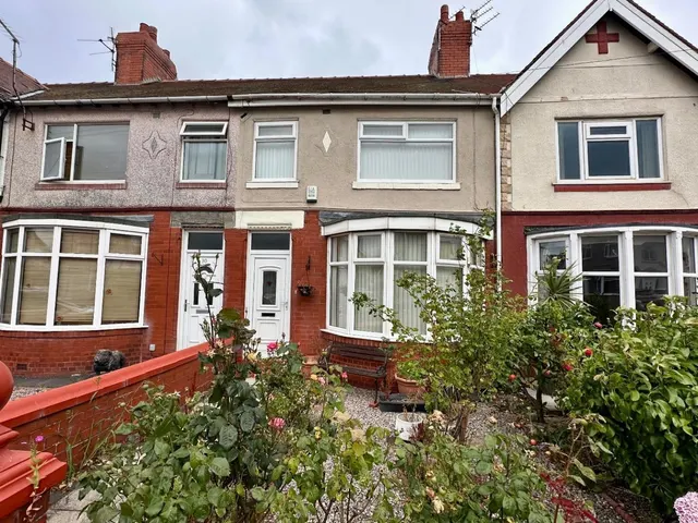 Beach Road, Thornton-Cleveleys, photo 1