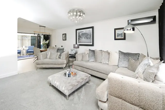 Photo 2 — Digby Drive, Birmingham, West Midlands, B37