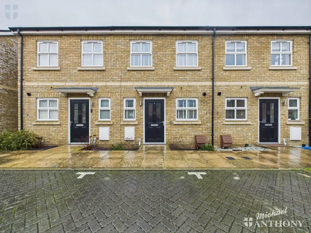 Timms Close, Aylesbury, HP20 1AZ, photo 1
