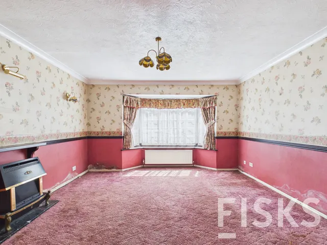 London Road, Benfleet, SS7, photo 2