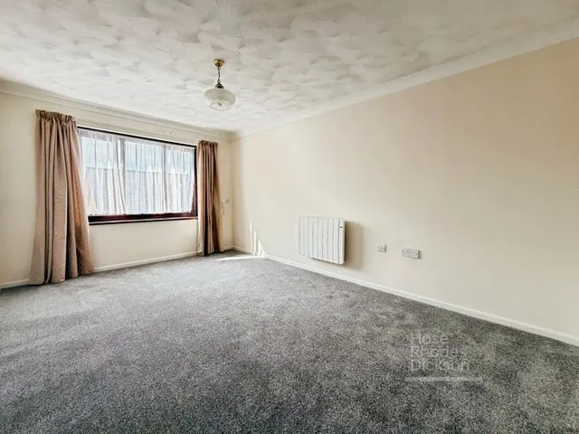 Trafalgar Road, Newport, PO30, photo 2