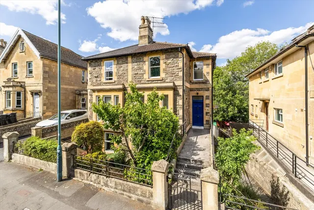 Lower Oldfield Park, Bath, BA2, photo 1