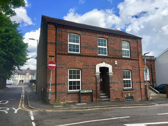Kings Close, WATFORD, photo 1