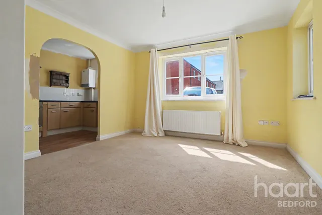 Eagle Way, Bedford, MK43, photo 3