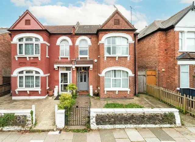 Cranhurst Road, Willesden Green, NW2, photo 1