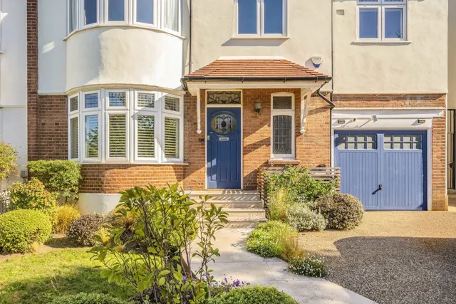 Abbotswood Road, SW16, photo 1
