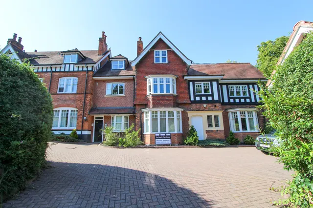 Flat 11, Belwell Gardens 34-36 Belwell Lane, Sutton Coldfield, Sutton Coldfield, B74 4TR, photo 1