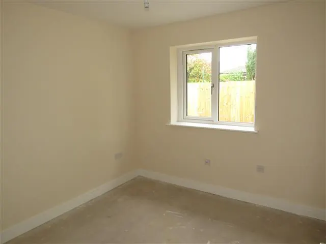 Wolverhampton Road, WS11, photo 3