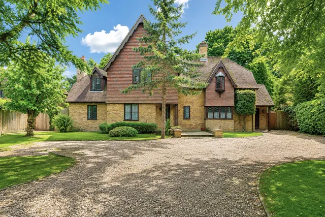 Thicket Road, Houghton, PE28, photo 1
