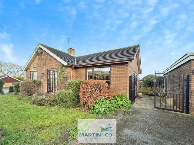 Curzon Drive, Worksop, photo 1