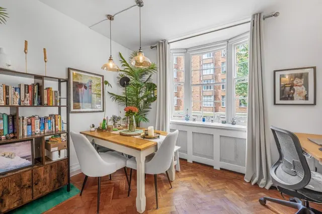Queensway, Bayswater, W2, photo 2