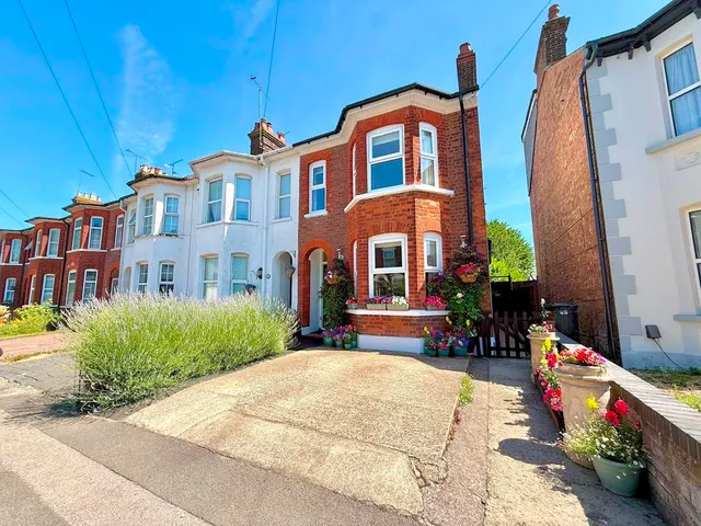 Kirby Road, Dunstable LU6 3JH, photo 1