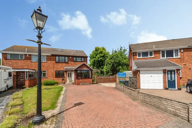 Charlotte Road, Wednesbury, photo 1