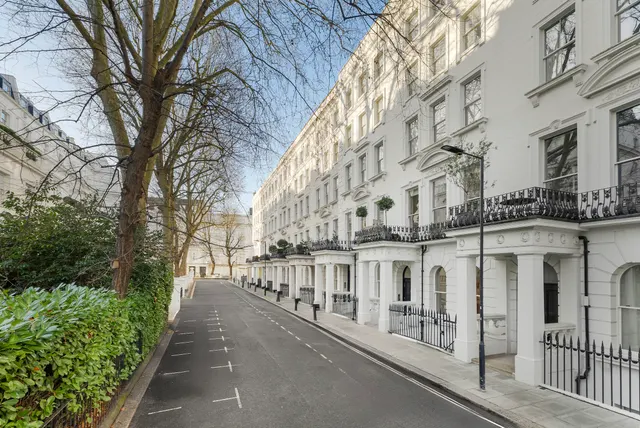 Craven Hill Gardens, Bayswater, London, photo 1