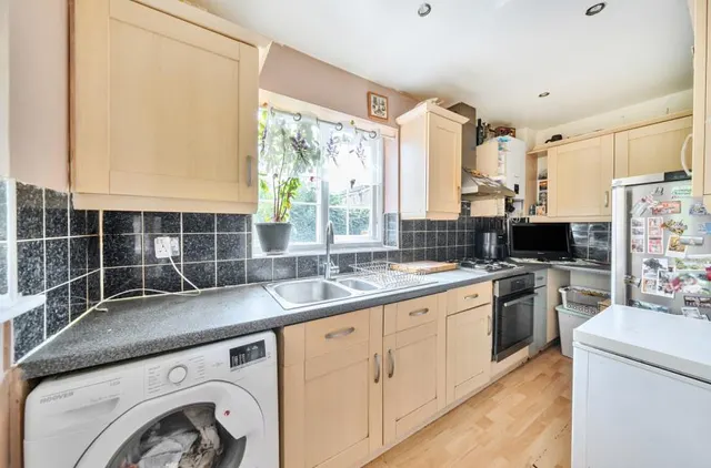 Longbrooke, Houghton Regis, LU5, photo 3
