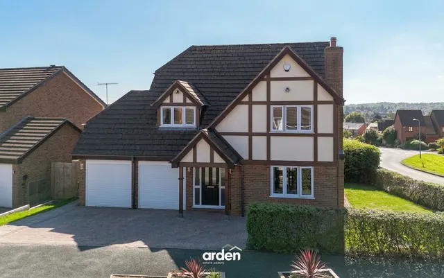 Mount Vernon Drive, Bromsgrove, B61, photo 1