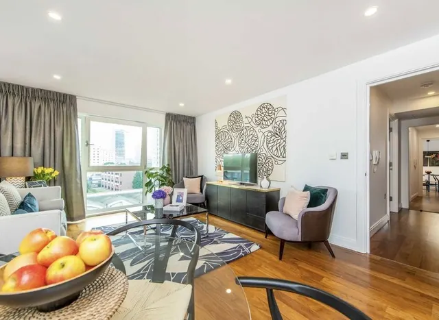 Goswell Road, Clerkenwell, EC1M, photo 3
