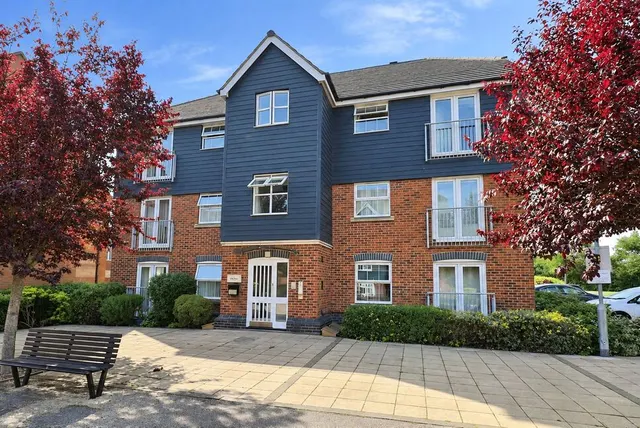 Long Meadow Drive, Hinckley, LE10, photo 1