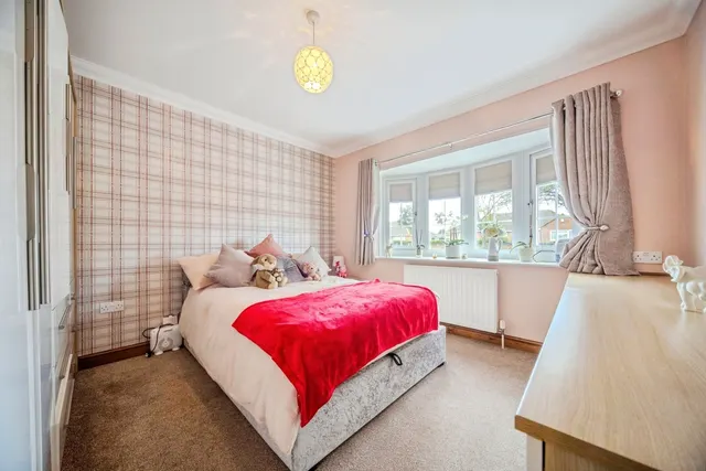 Shenley Road, Bletchley, MK3, photo 3