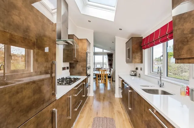 The Cedars, Otter Valley Park, EX14, photo 2