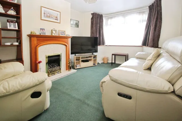 Oldville Avenue, Clevedon, BS21, photo 3