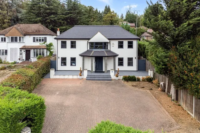 Valley Road, Rickmansworth, WD3, photo 1