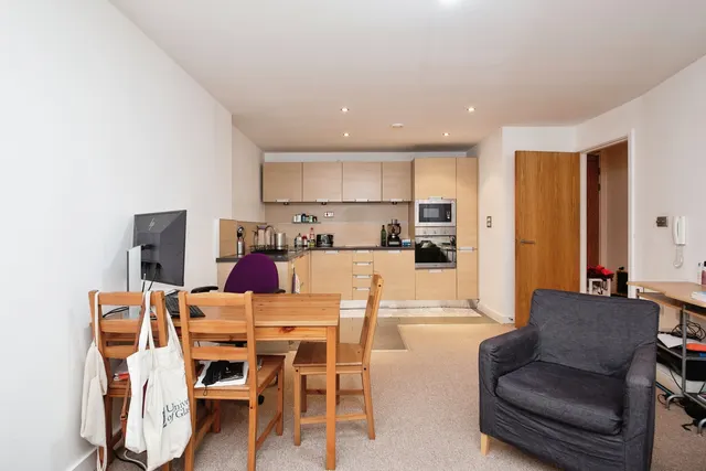 Photo 3 — Barton Place, 3 Hornbeam Way, Manchester, Greater Manchester, M4