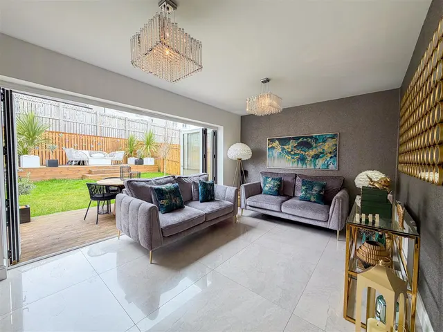 Kiln Drive, Stewarton, KA3, photo 2