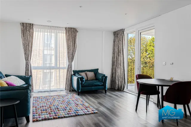 Medawar Drive, Mill Hill, NW7, photo 3