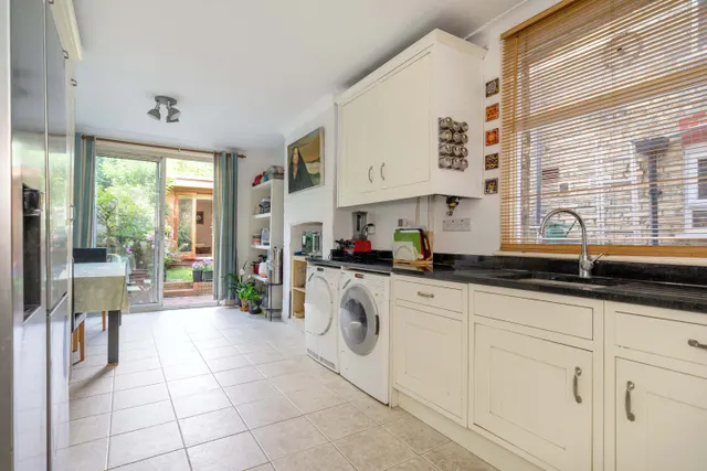 Photo 2 — Pembroke Road, London, N10