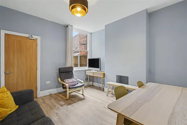 Evelyn Street, Beeston, NG9, photo 2