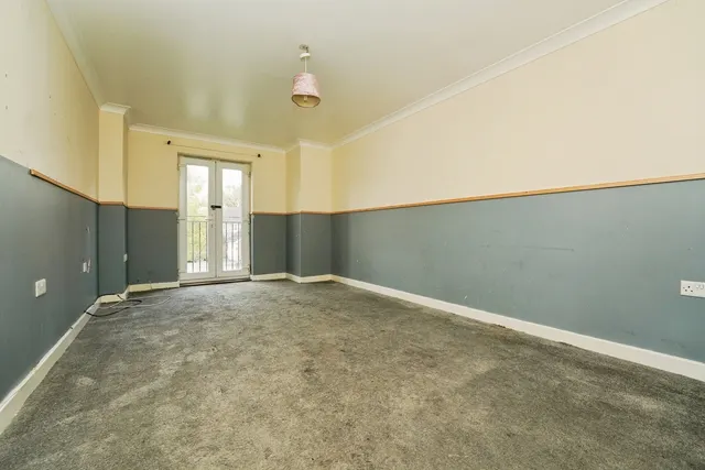 Photo 3 — Mount Pleasant, Kingsway, Gloucester, Gloucestershire, GL2