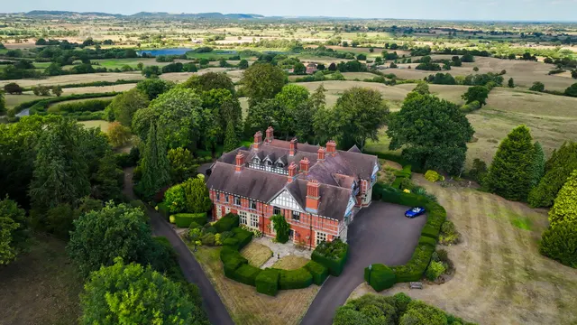 Wicksted Hall, Wirswall, SY13, photo 3