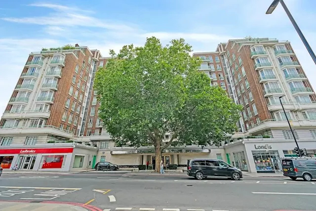 Photo 3 — Gloucester Place, London