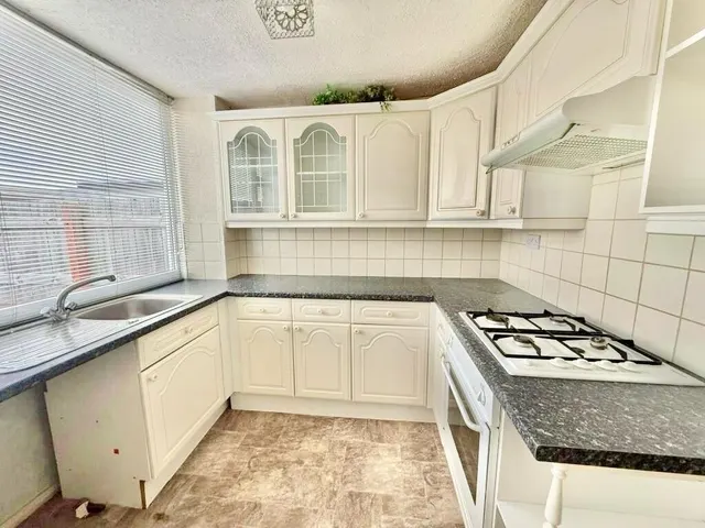 Photo 2 — Grosmont Close, Redcar