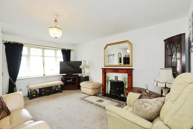 Photo 2 — Redcar Road, Stoke-On-Trent