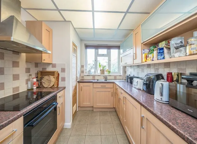 Photo 3 — Hampton Road, Twickenham, TW2