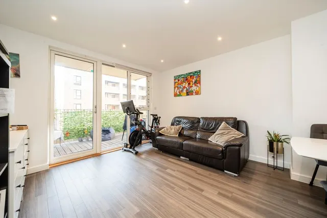 Bollo Bridge Road, W3, photo 2