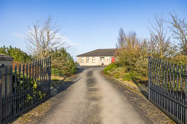 Back Road, Drumbo, BT27, photo 3