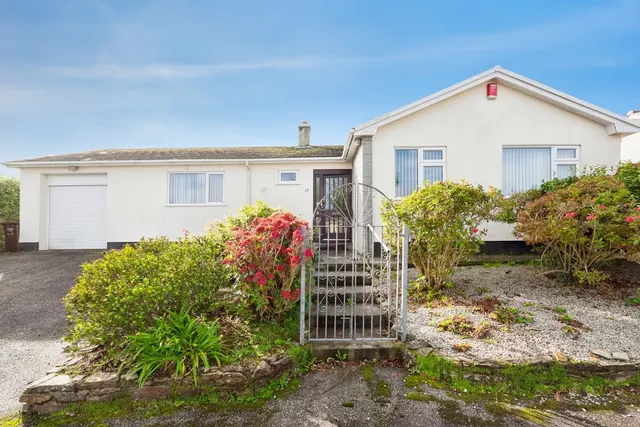 Penarwyn Crescent, Penzance, TR18, photo 2