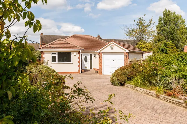 Loxdale Drive, Great Sutton, CH65, photo 1