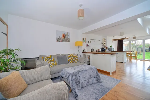Alfold Road, Cranleigh, GU6, photo 3
