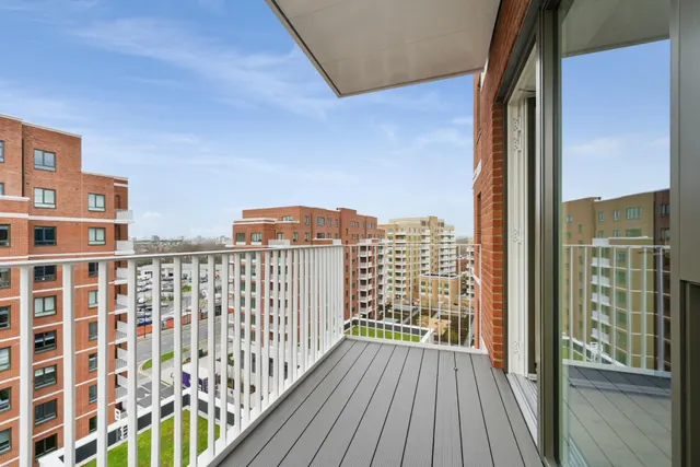 Southlake Road, London, SE28, photo 2