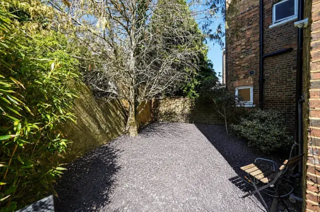 Mill Lane, West Hampstead, London, NW6, photo 1