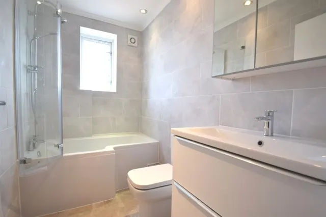 Stamford Court, W6, photo 2