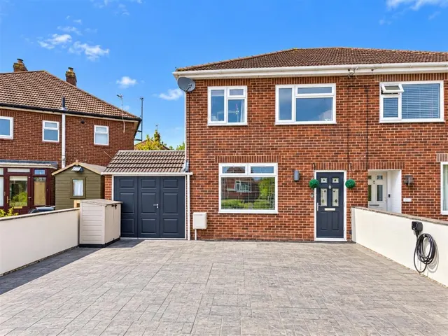 Grisedale Close, Longlevens, photo 1