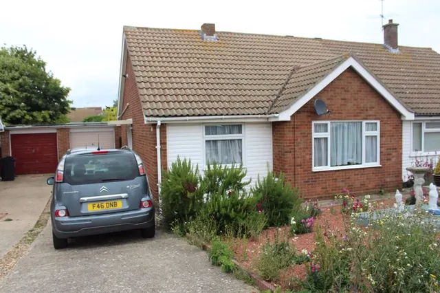 Photo 2 — Rochford Way, Walton On The Naze CO14 8SP
