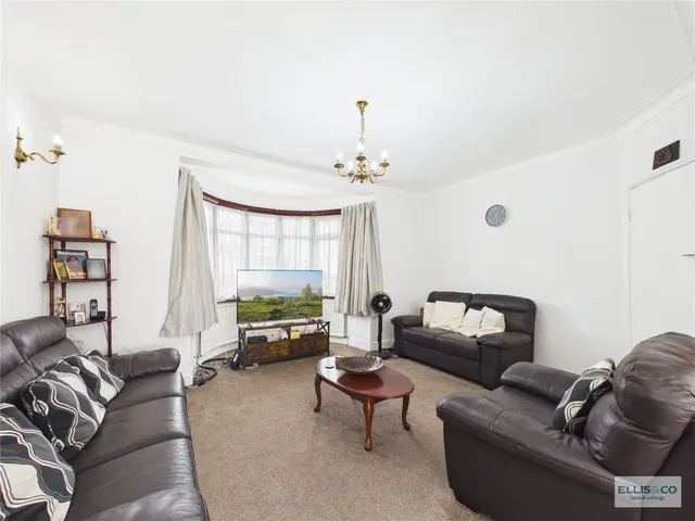 Rowland Avenue, Kenton, HA3, photo 3